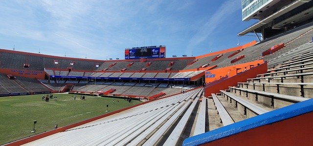 1998年，卡洛斯面对特内里费的进球，技惊四座！.